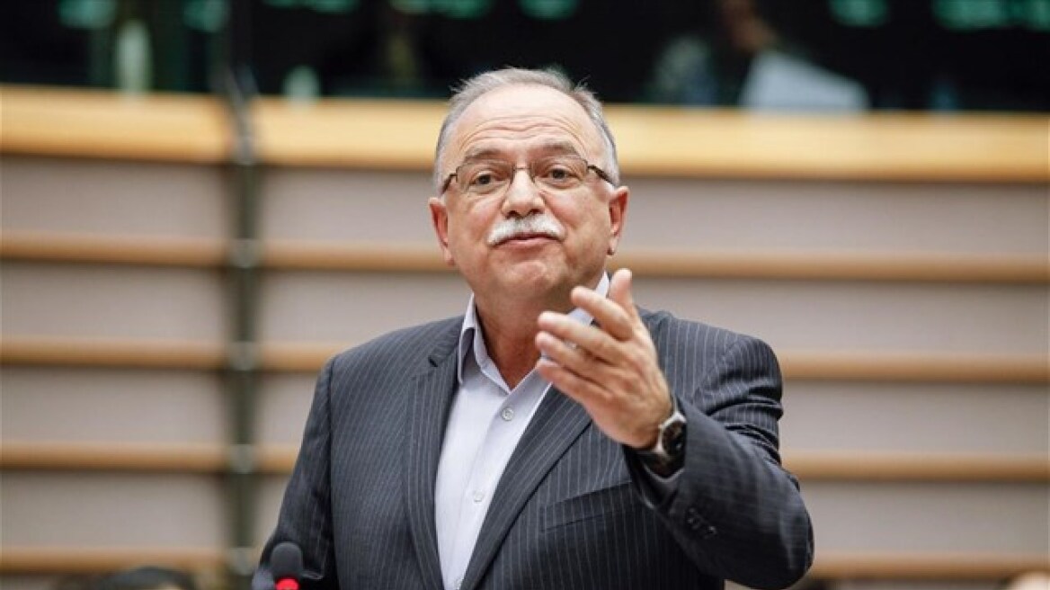 Παπαδημούλης: «Ας καταλάβει ο Σόιμπλε ότι Grexit-καπούτ, έπαιξε και έχασε»